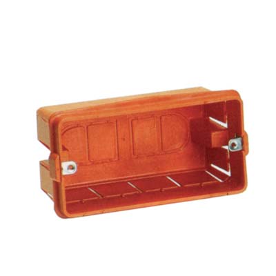 SCATOLA RETTANGOLARE FRUTTI INCASSO MARLANVIL ARANCIONE POSTI 4